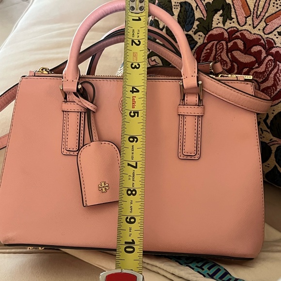 Tory Burch Robinson double zip bag - Picture 11 of 16